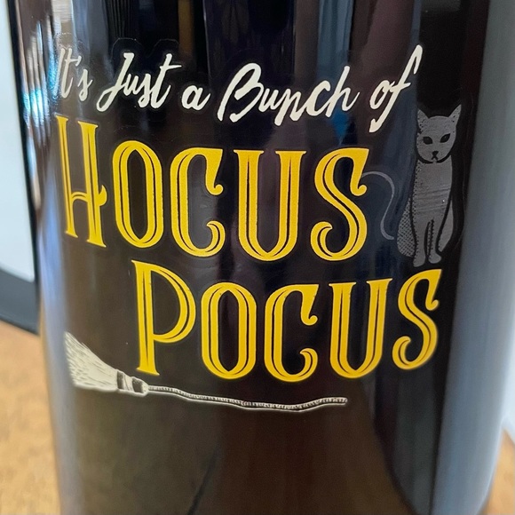 Disney It's Just a Bunch of HOCUS POCUS Black Stainless Steel Tumbler BRAND NEW! - Picture 4 of 6
